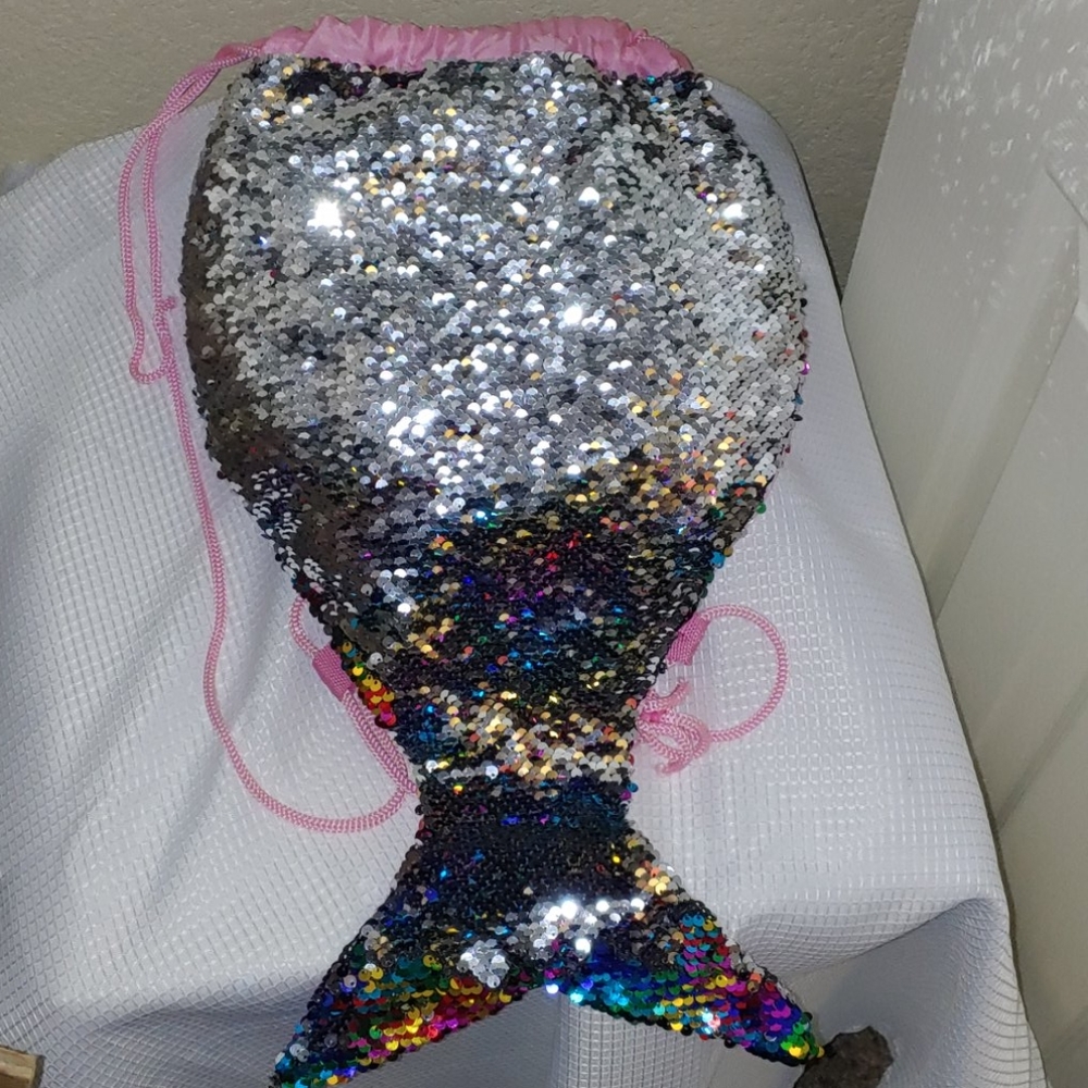 Fun Fish bag - Picture 2 of 6